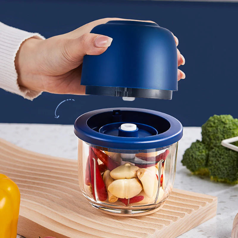Wireless Multifunctional Mini Electric Garlic Chopper — One-touch operation, rechargeable; perfect for processing onions, herbs, or baby food ⚡